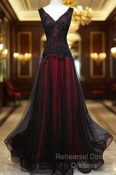 Black And Tulle V-Neckline Beaded Lace Long Party Dress, A-Line Semi Formal Prom Dress Evening Dresss